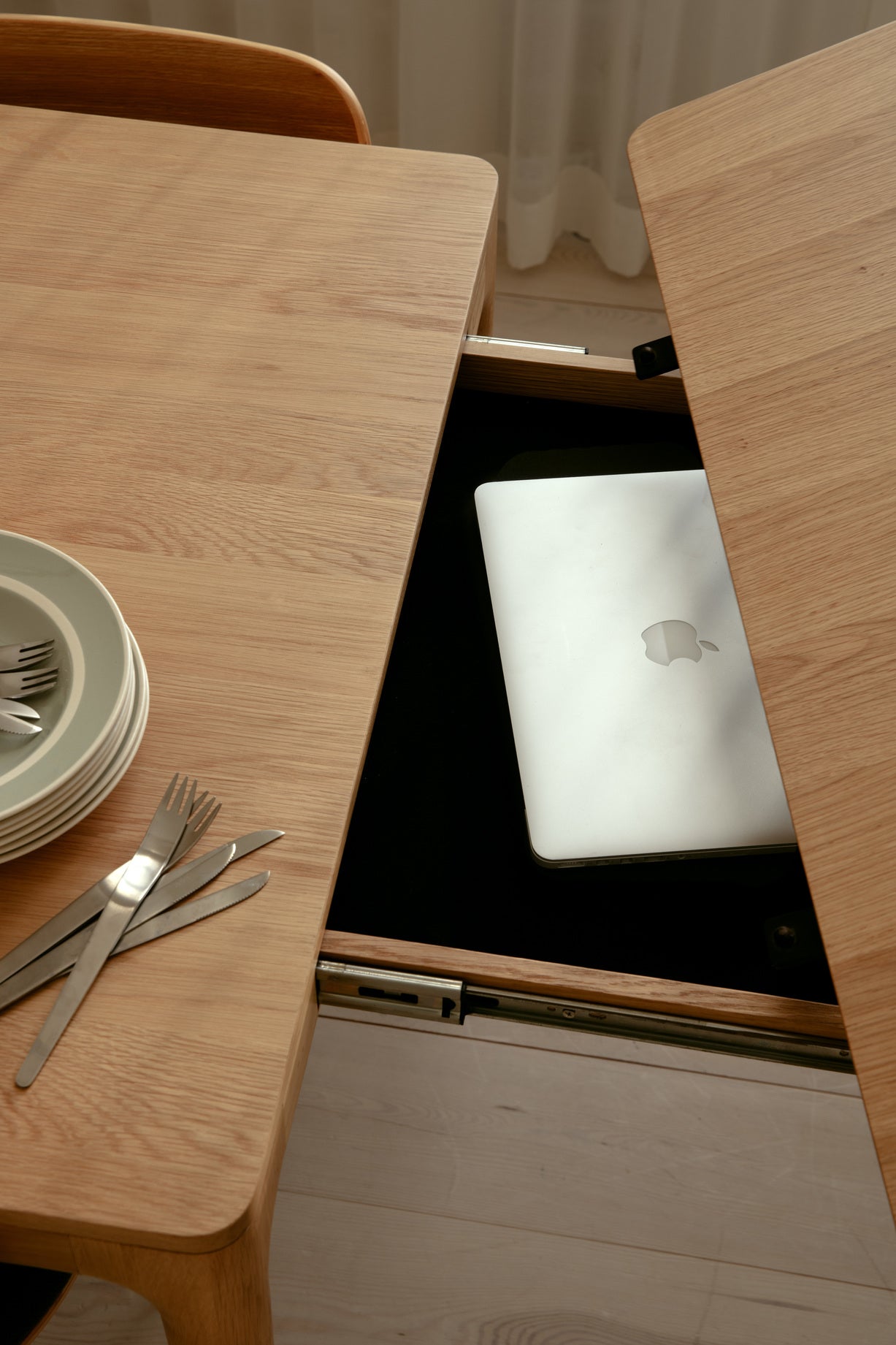 HEART & SOUL DINING TABLE 120 LENGTH