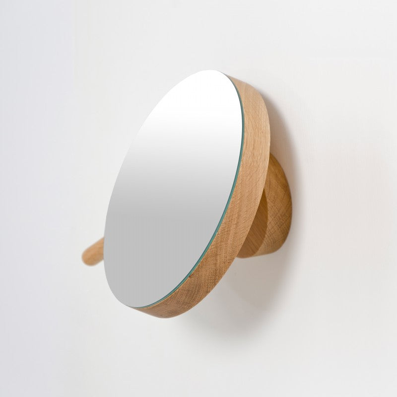MAGNIFYING MIRROR | NATURAL OAK