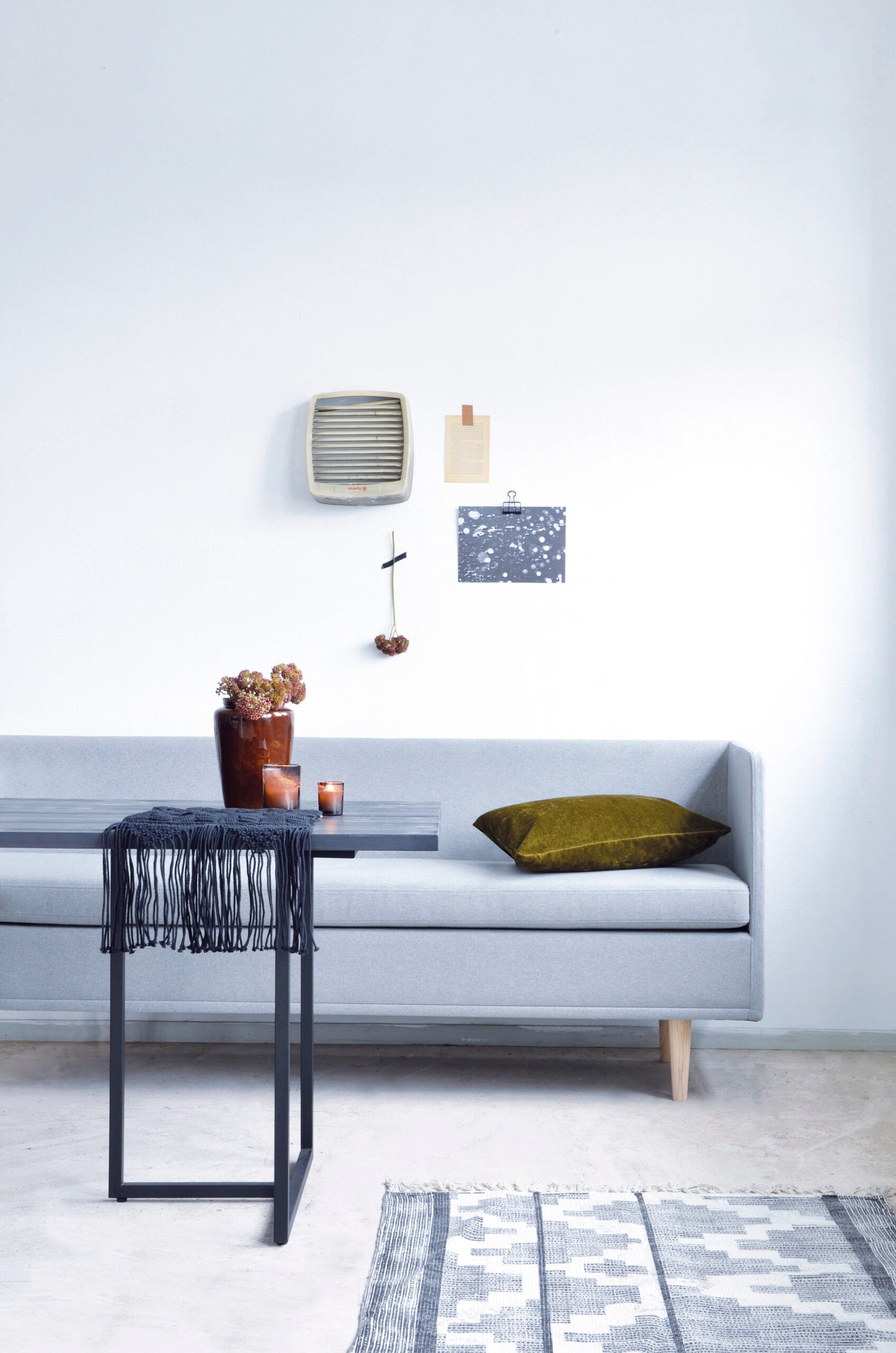 MINGLE DINING SOFA 71