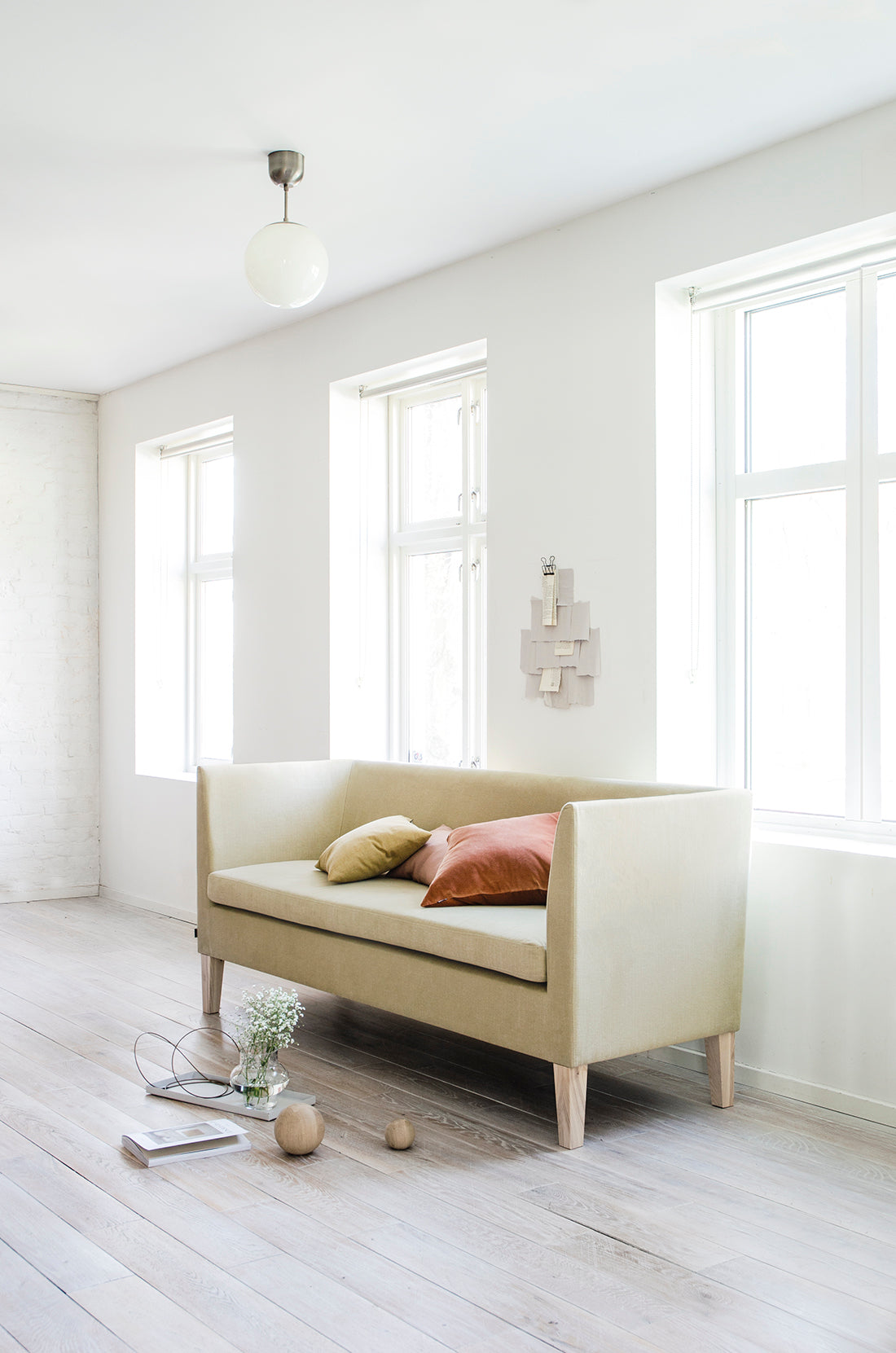 STUNDER DINING SOFA