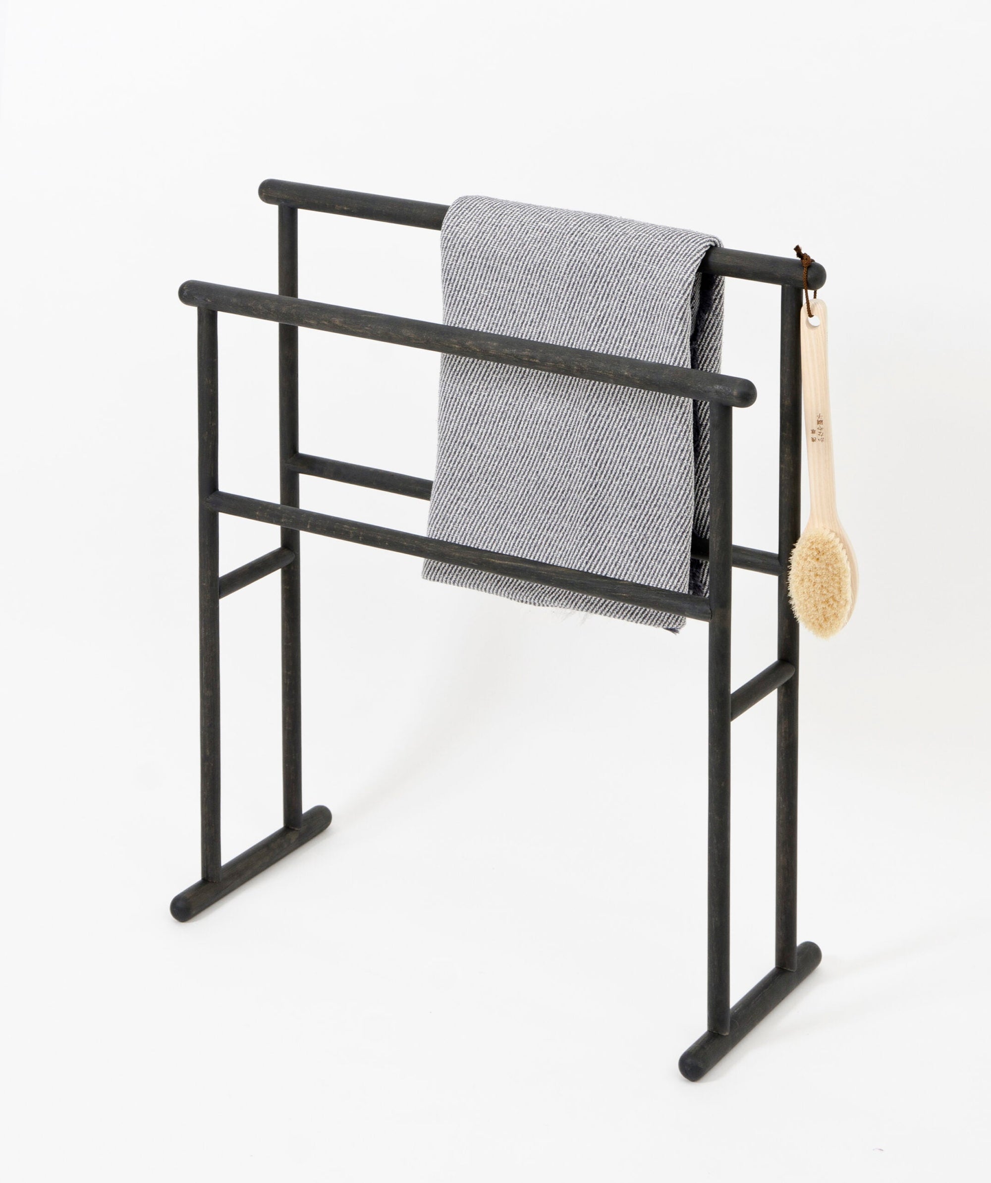 'YOKU' FREESTANDING TOWEL RAIL